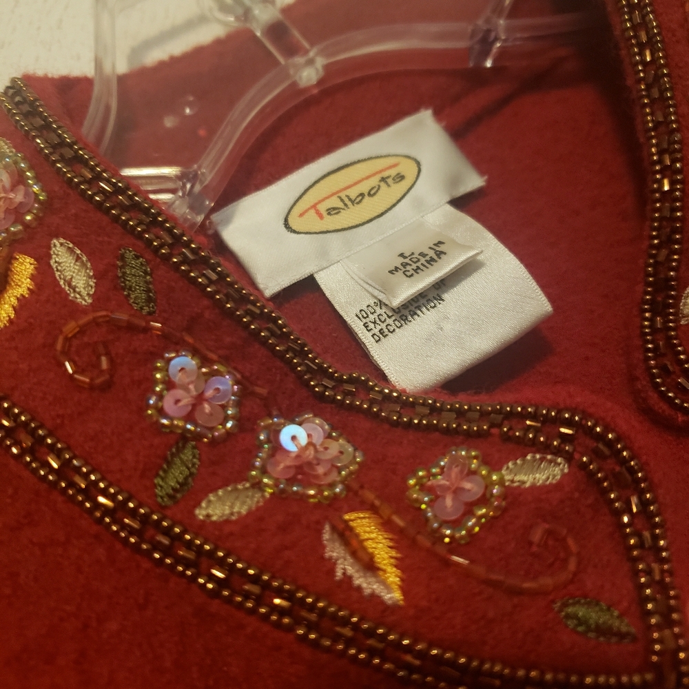 BEADED RED cardigan/jacket